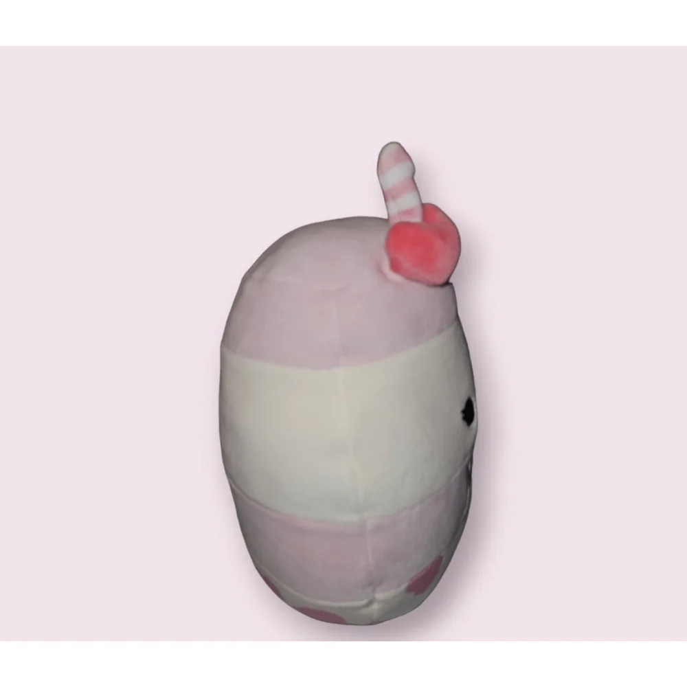Valentines Day Squishmallows Plush Toy (Amelie Strawberry Milk) 8